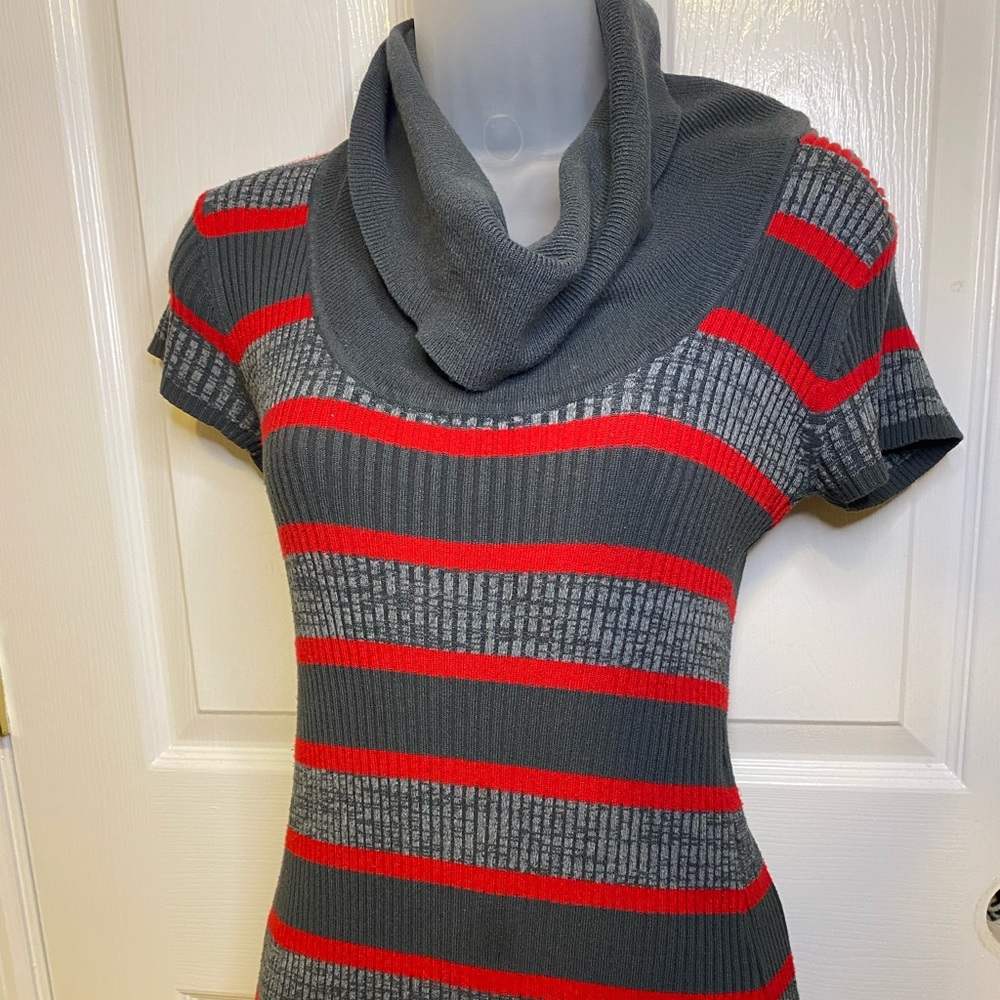 cute sweater shirt!